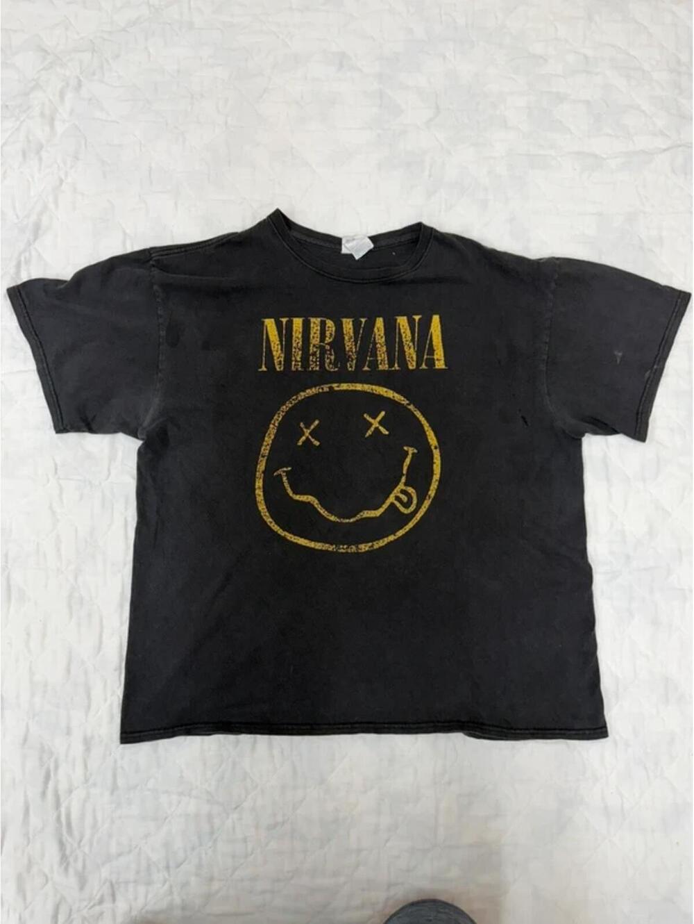 Vintage Y2K Nirvana Smiley Face T-Shirt